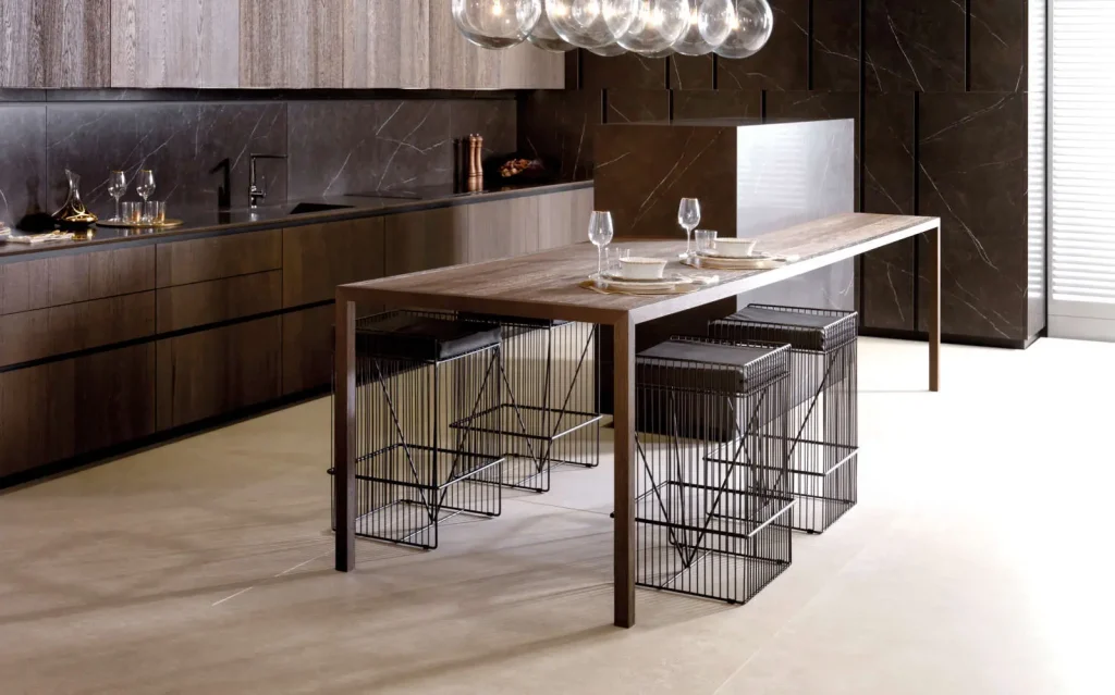 Cocina de la marca Gamadecor de estilo rústico.